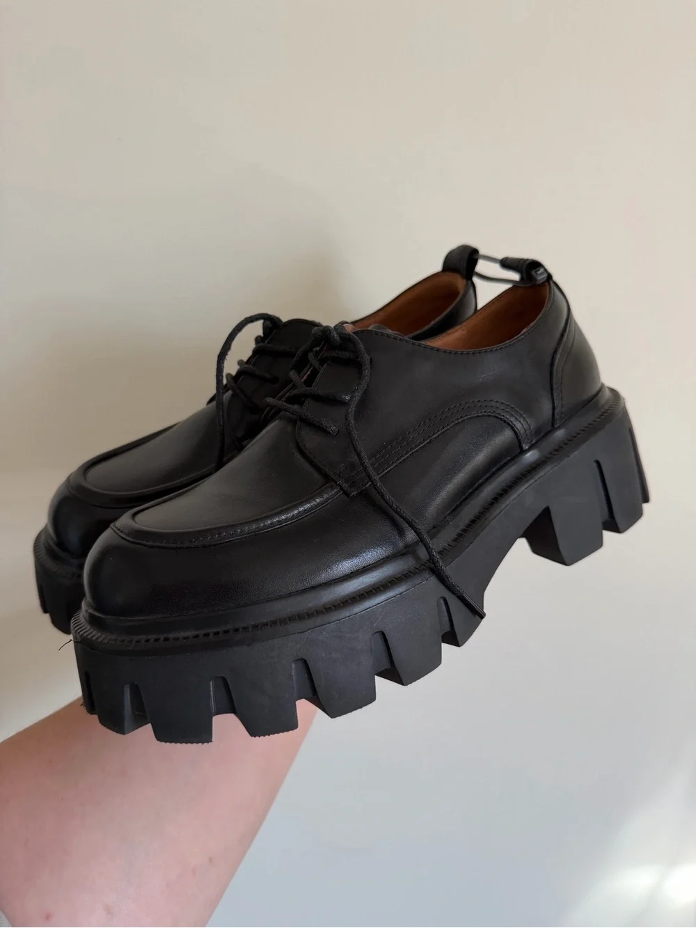 Men's Black Leather Derby Shoes with Chunky Lug Sole